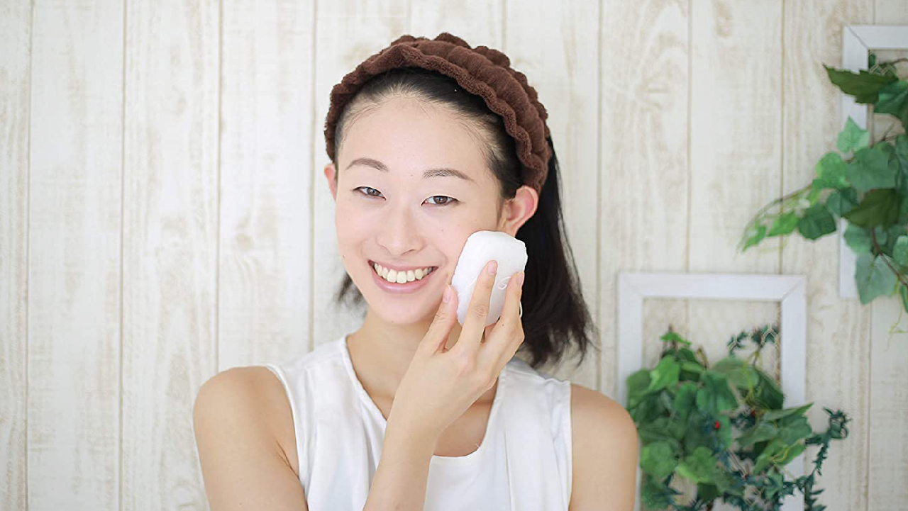 Yoshikazu HATANAKA｜Nourishing Konjac Sponge